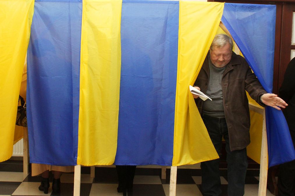88% українців підтримують дострокові вибори у Раду 88% українців підтримують дострокові вибори у Раду