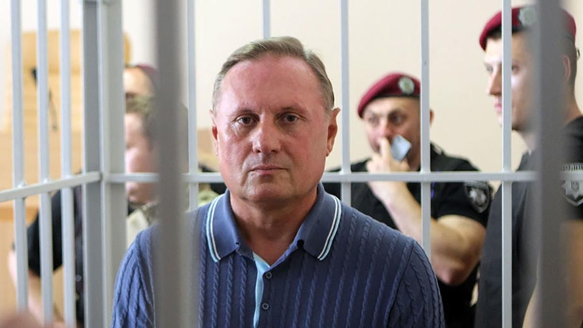 Экс-регионал Ефремов, которого судят уже три года, идет на выборы в составе "Оппоблока"