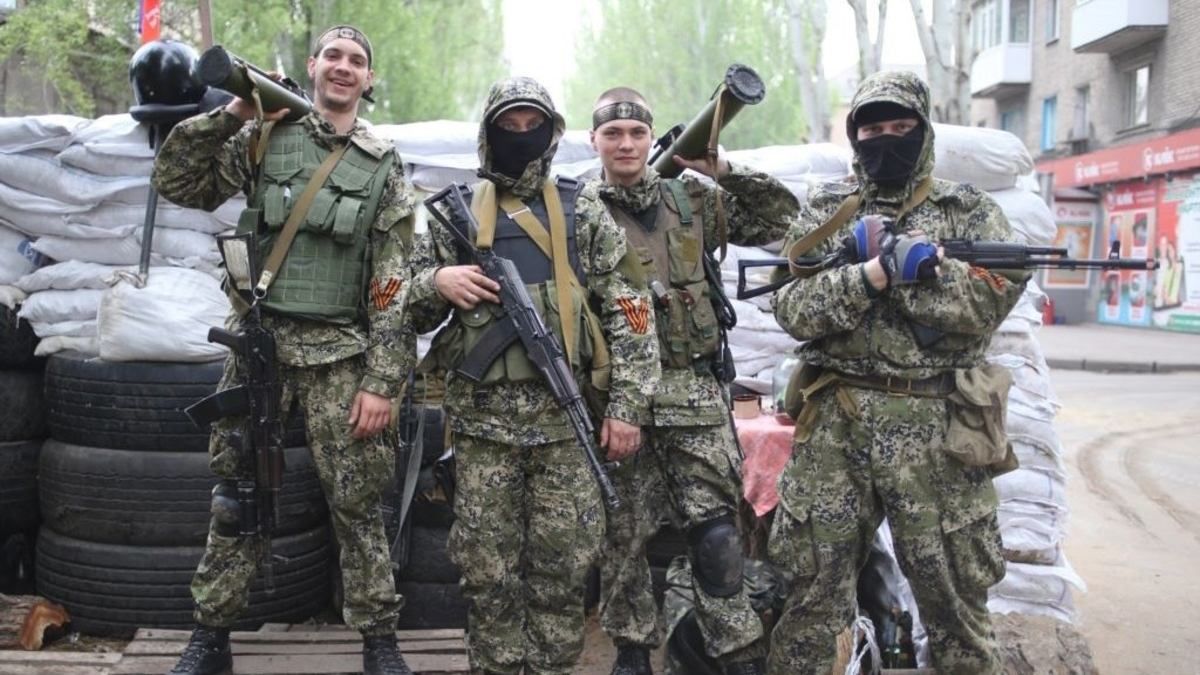Гаряча доба на Донбасі: бойовики продовжують застосовувати БМП і гранатомети 