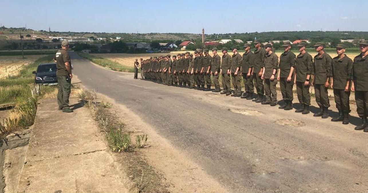 На Одещині вже четверту добу шукають 11-річну дівчинку На Одещині вже четверту добу шукають 11-річну дівчинку