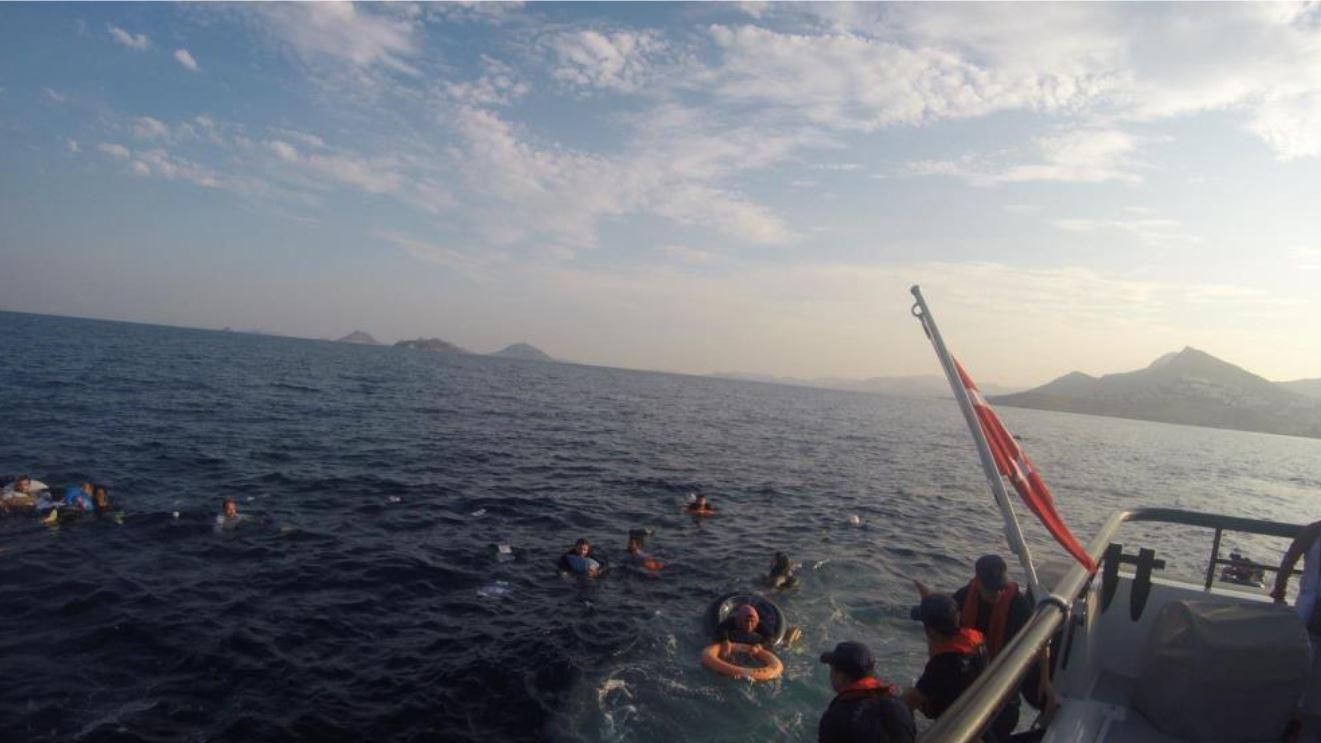 Возле берегов Турции затонул корабль с мигрантами: есть погибшие