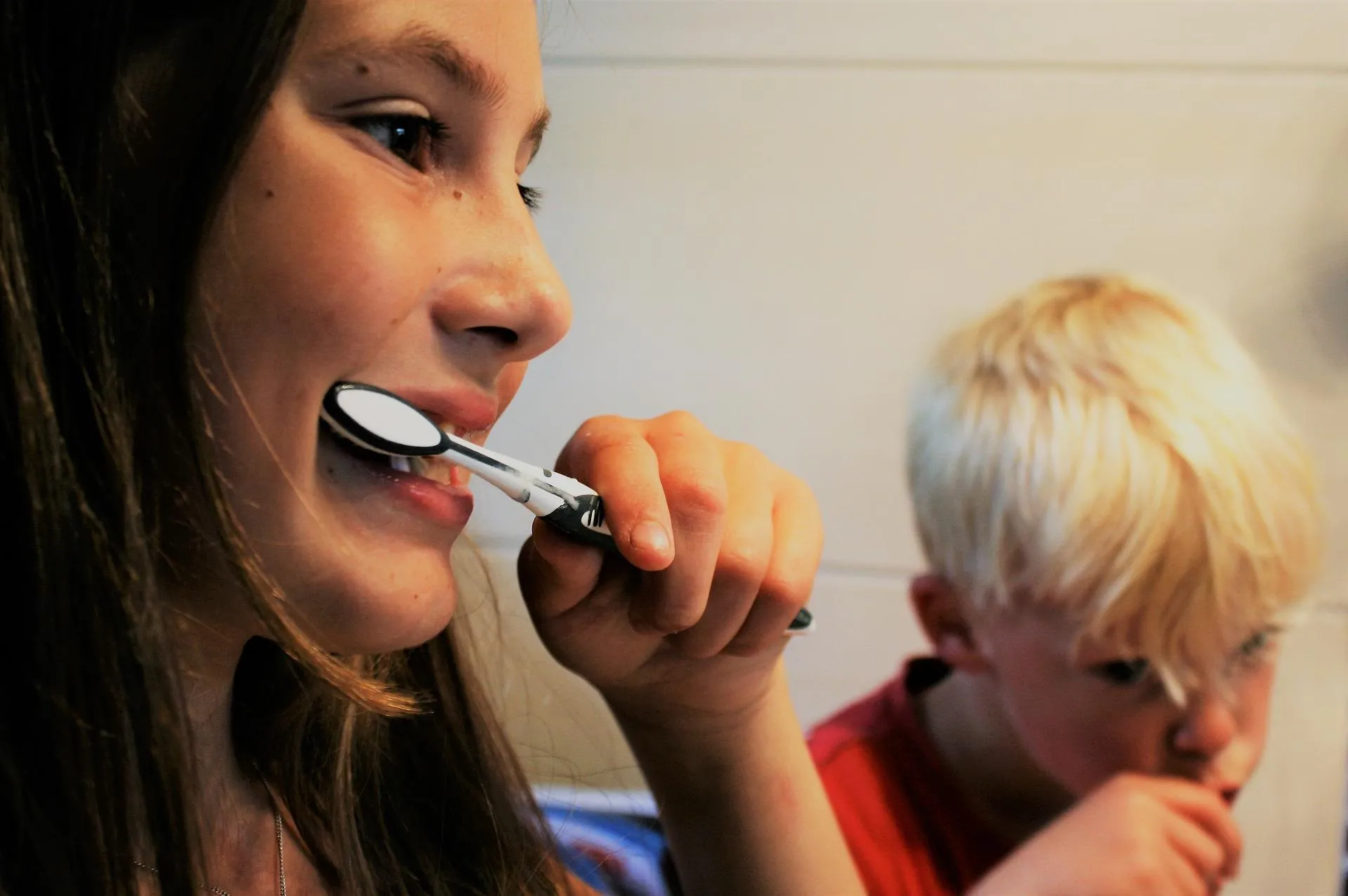 Влітку важче слідкувати за гігієною зубів дітей 