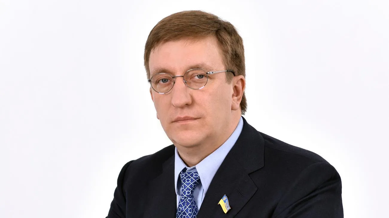 Владислав Бухарєв