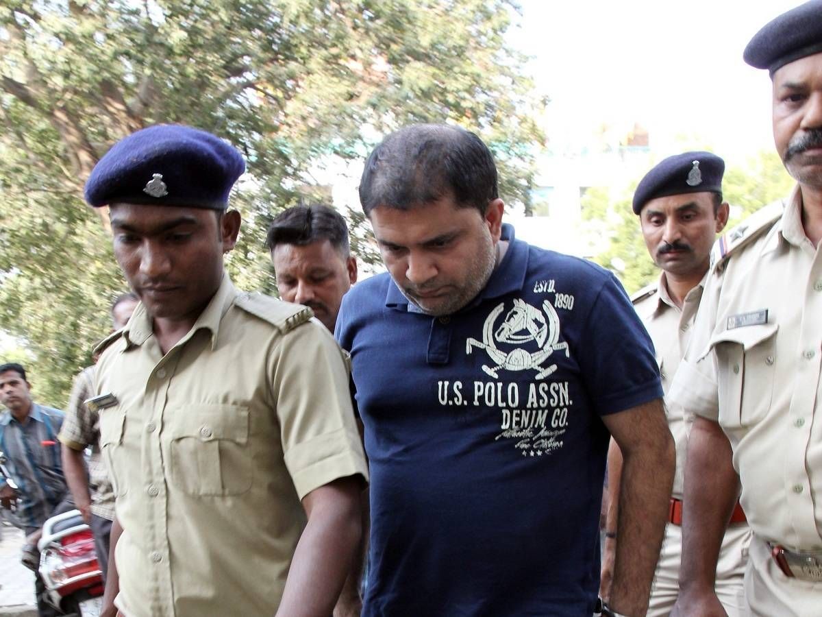 Індійського бізнесмена засудили до довічного ув'язнення за жарт про викрадення літака