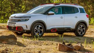  "Килим-літак" для український доріг: Citroen C5 Aircross