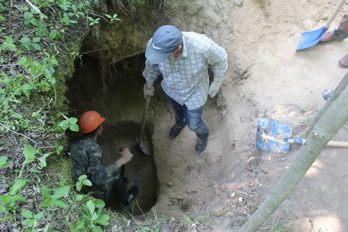 Знайдено ймовірне поховання Богдана Хмельницького
Знайдено ймовірне поховання Богдана Хмельницького