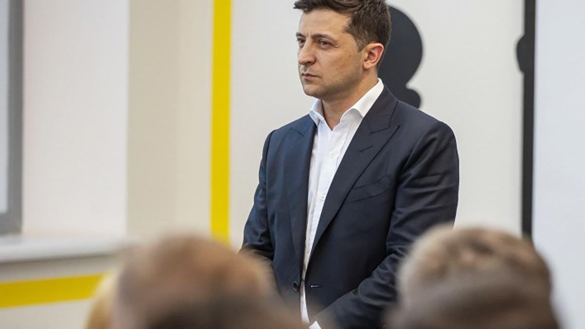 Зеленский отменил 167 указов предыдущих президентов: что это за документы Зеленский отменил 167 указов предыдущих президентов: что это за документы