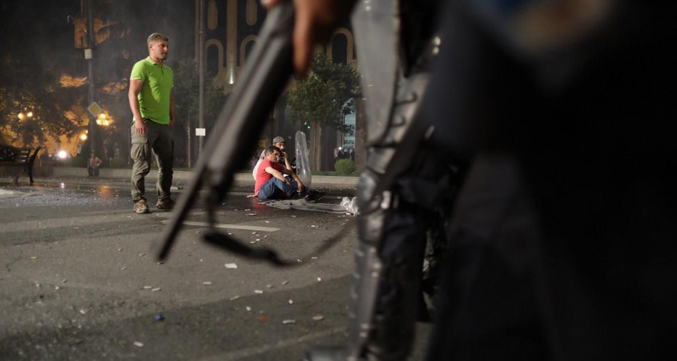 Полное видео антироссийских протестов в Грузии Полное видео антироссийских протестов в Грузии