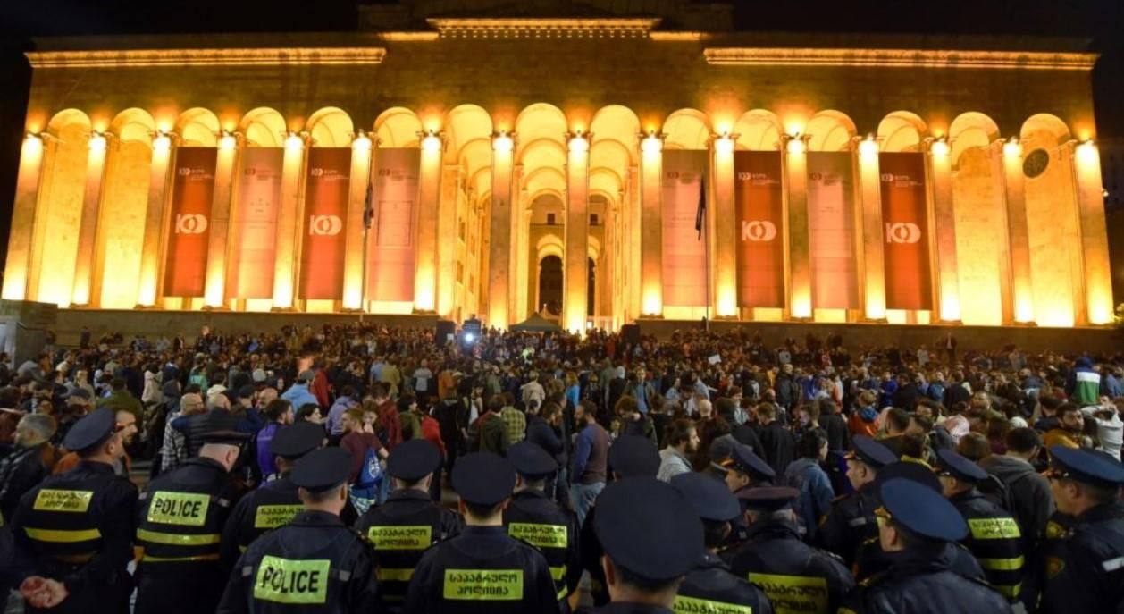 Пропорційні заходи, – МВС Грузії про силовий розгін протестувальників Пропорційні заходи, – МВС Грузії про силовий розгін протестувальників