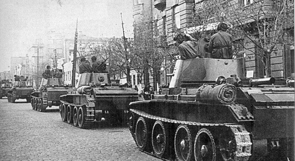 В 41 году Крещатик взорвали не немцы: воспоминания живших во время Второй мировой войны