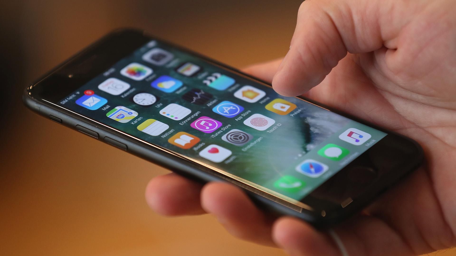 Зеленський планує запустити проект "Держава в телефоні": що це таке Зеленський планує запустити проект "Держава в телефоні": що це таке