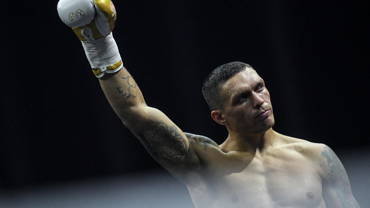 Усик возглавил рейтинг WBO в супертяжелом весе