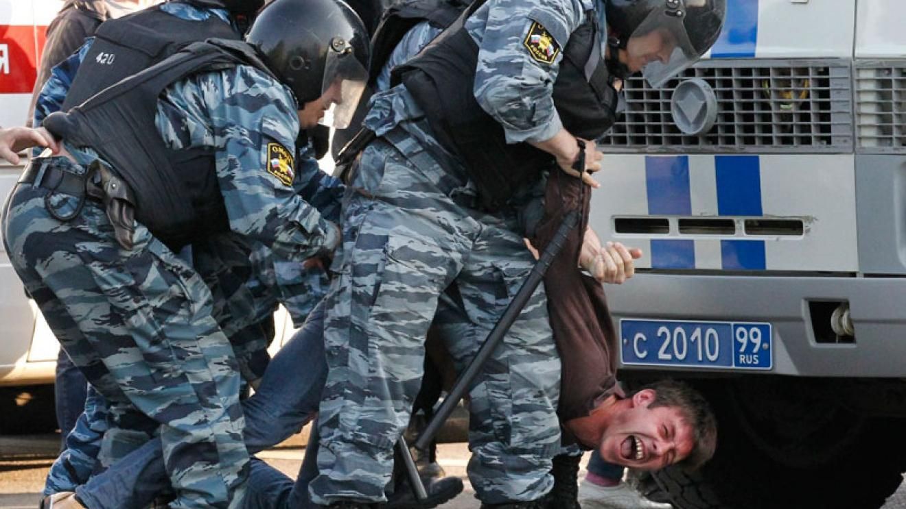 Росіяни не готові повністю відмовитися від тортур з боку силовиків: статистика Росіяни не готові повністю відмовитися від тортур з боку силовиків: статистика