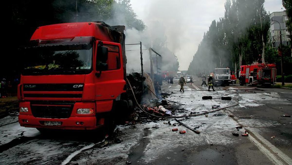 У центрі Запоріжжя вибухнула вантажівка: фото та відео