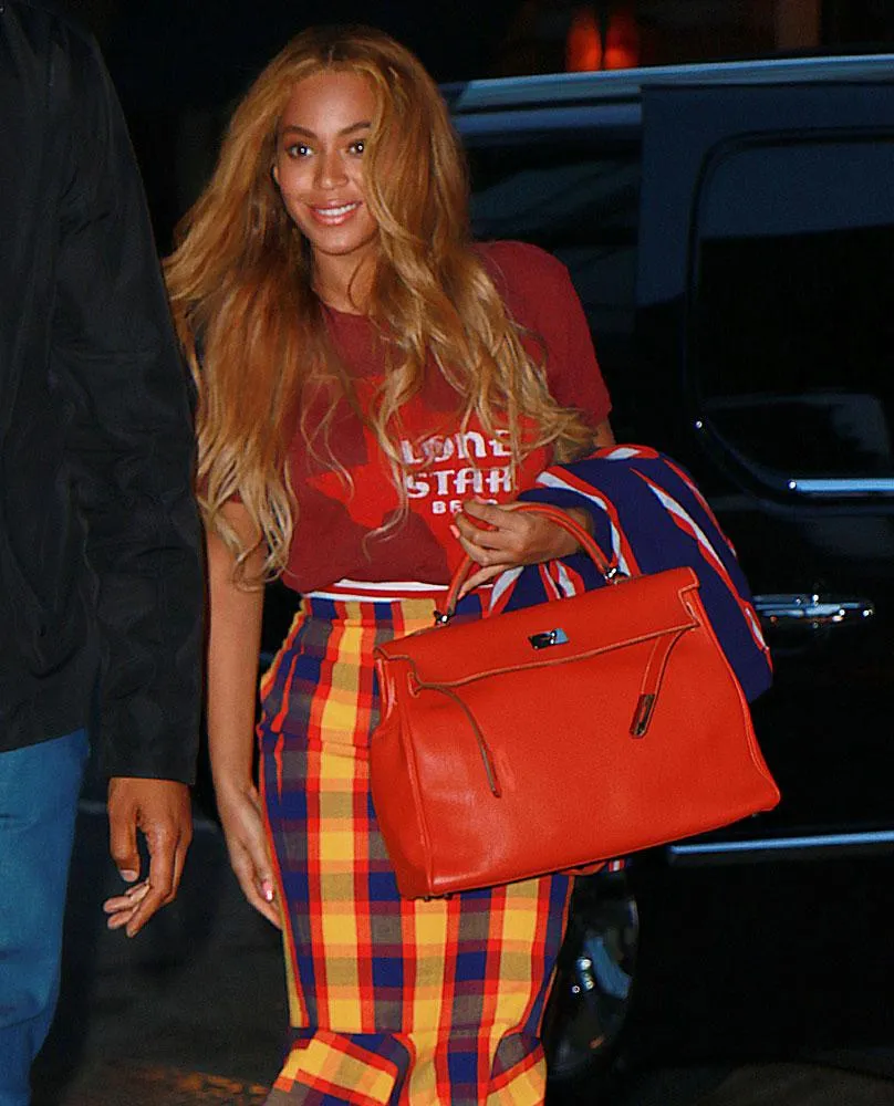 Beyonce з сумкою Hermes