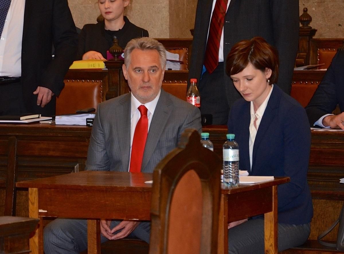 Проти кого свідчитиме Фірташ у США: версія експерта Проти кого свідчитиме Фірташ у США: версія експерта