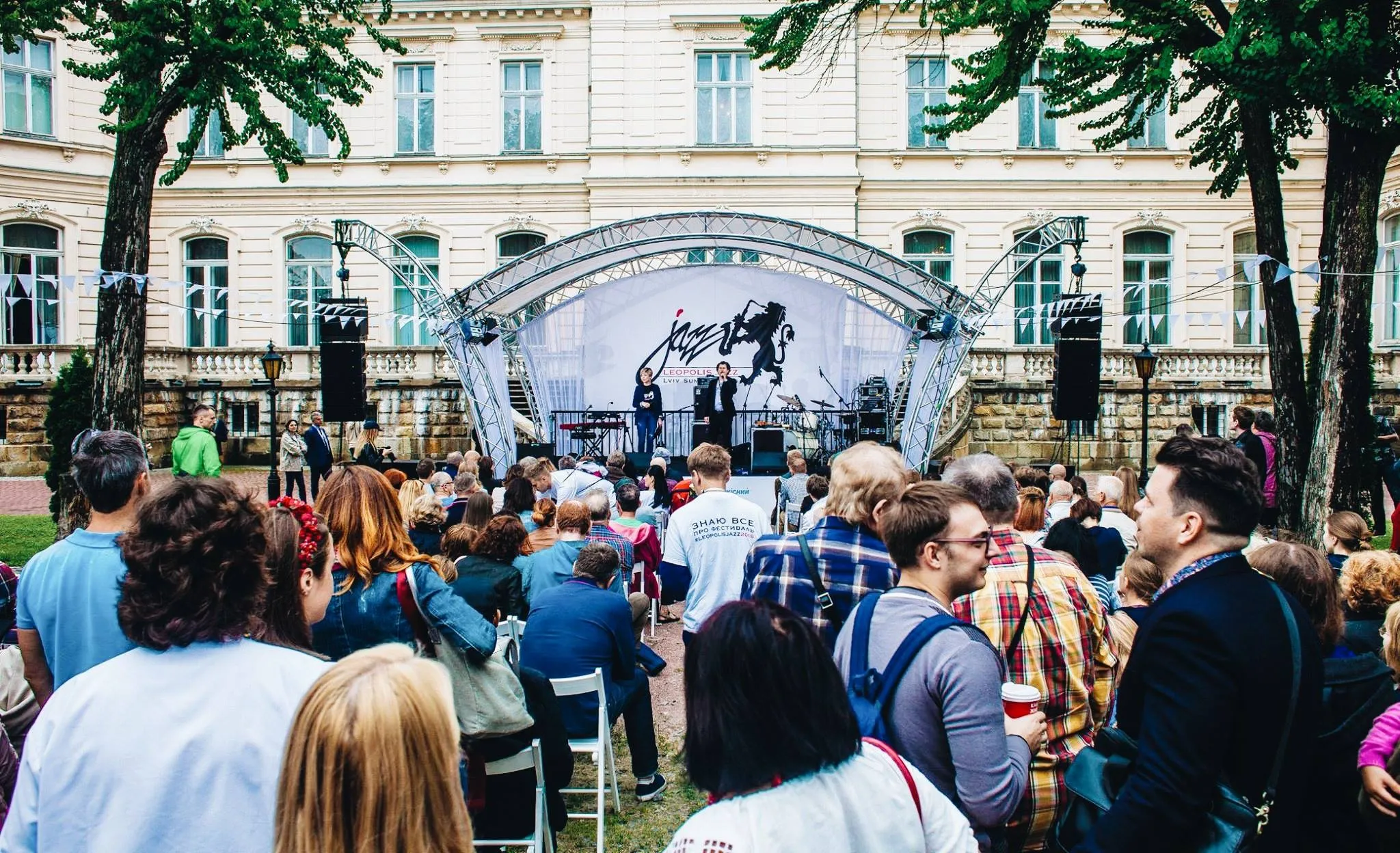 Сцена у дворі Палацу Потоцьких/Leopolis Jazz Fest