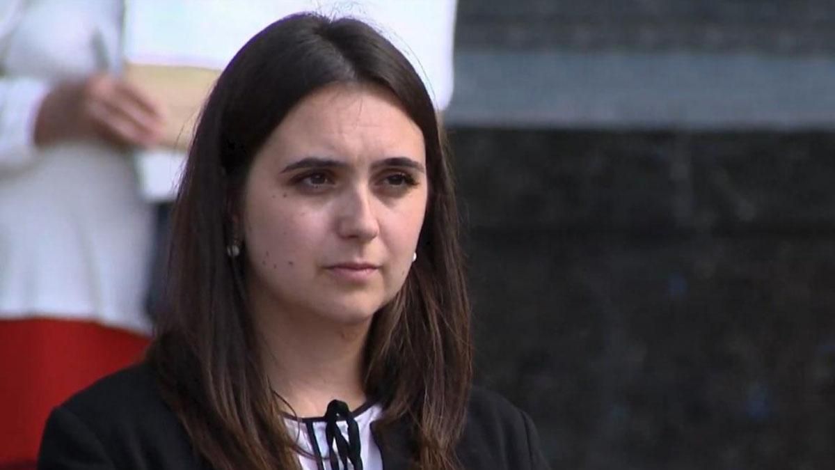 Военная прокуратура вызывает на допрос пресс-секретаря Зеленского Военная прокуратура вызывает на допрос пресс-секретаря Зеленского