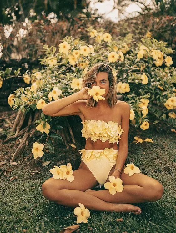 Купальник з рюшами Купальник з рюшами