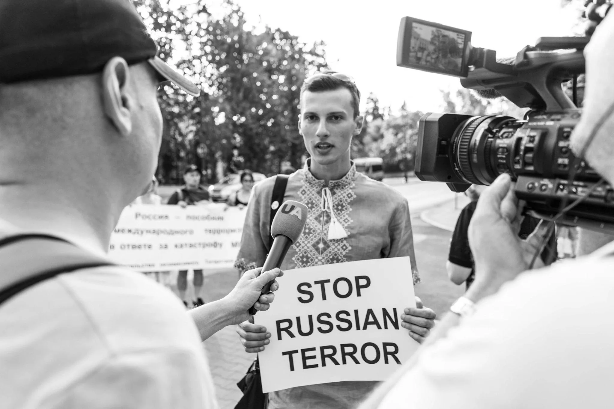 Варшава мітинг посольство Росії