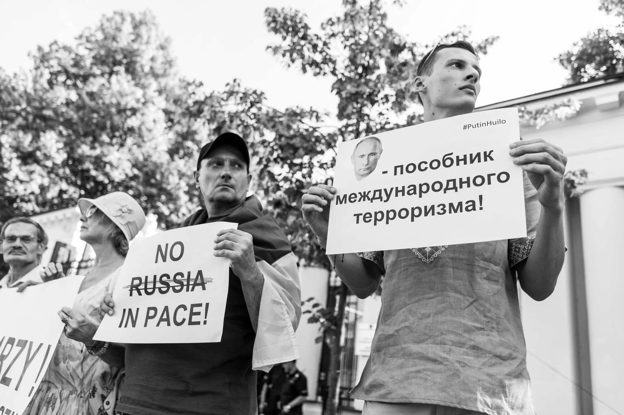 Варшава мітинг полонені моряка Варшава мітинг полонені моряка