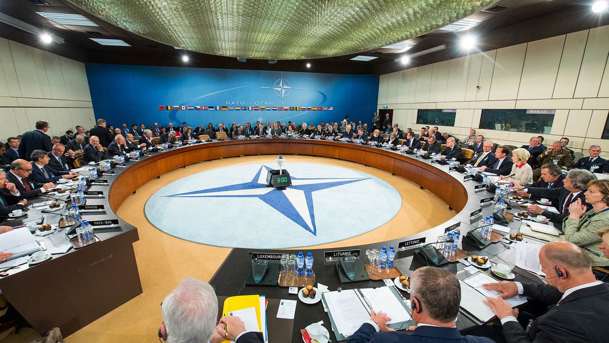 Що говорили про Україну та Росію: зустріч в штаб-квартирі НАТО 