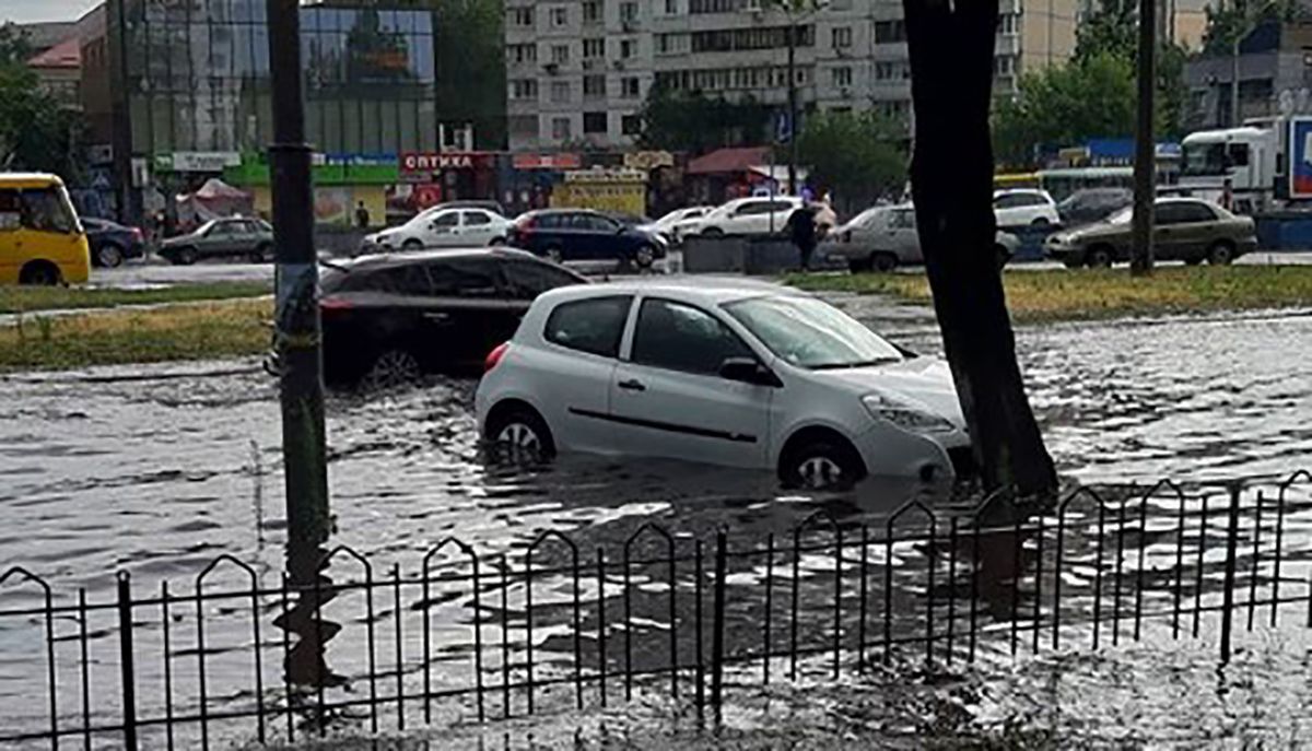 В Киеве объявили новое штормовое предупреждение: столицу накроет ливень