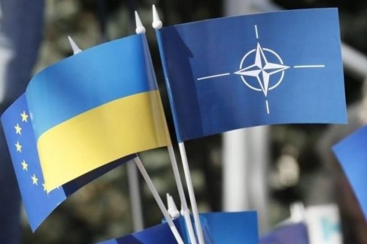 Залучення України до місій НАТО та розведення військ: інтерв'ю з українським делегатом