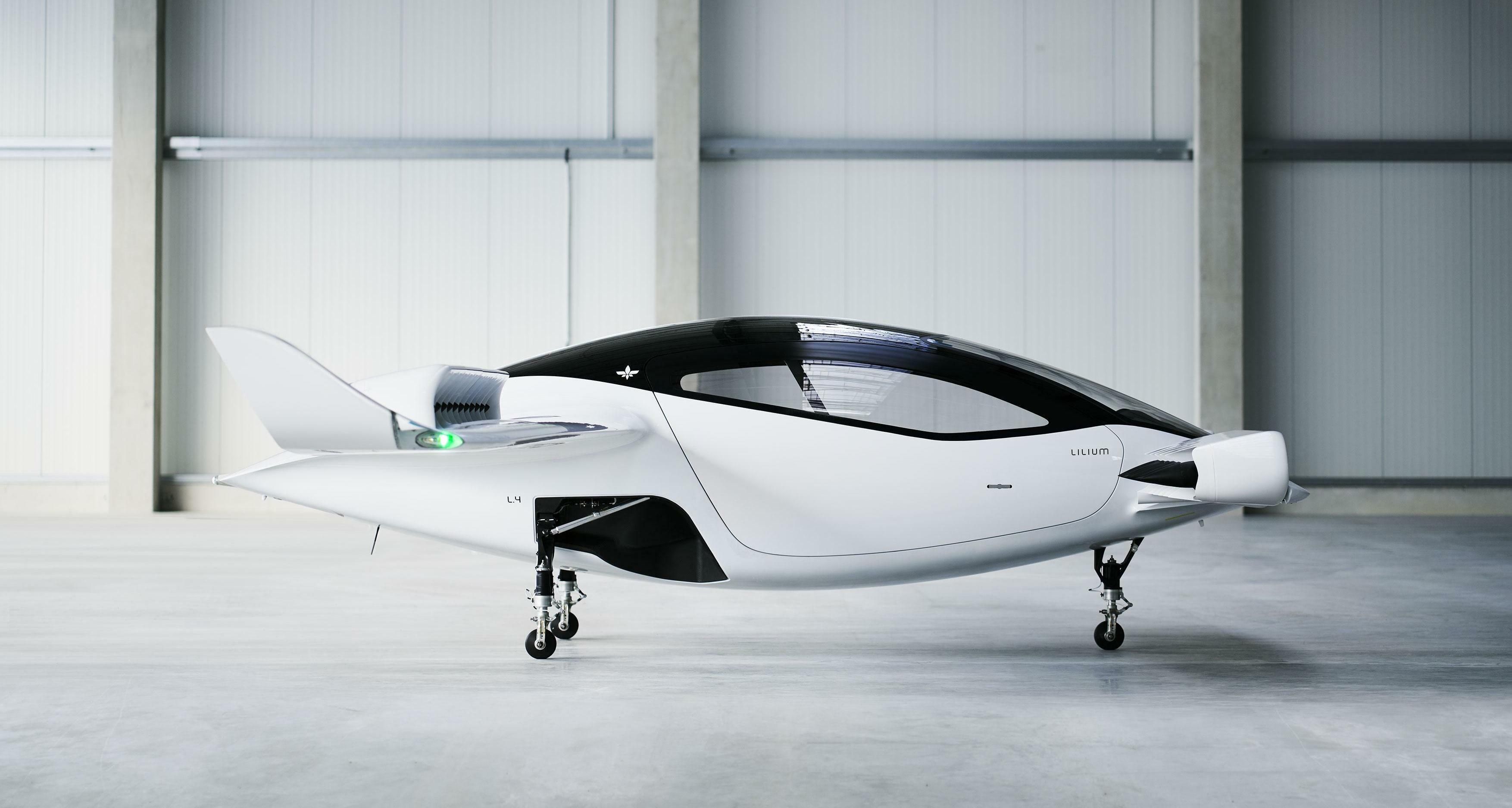 Відбулися перші видовищні випробування літаючого таксі Lilium Jet Відбулися перші видовищні випробування літаючого таксі Lilium Jet