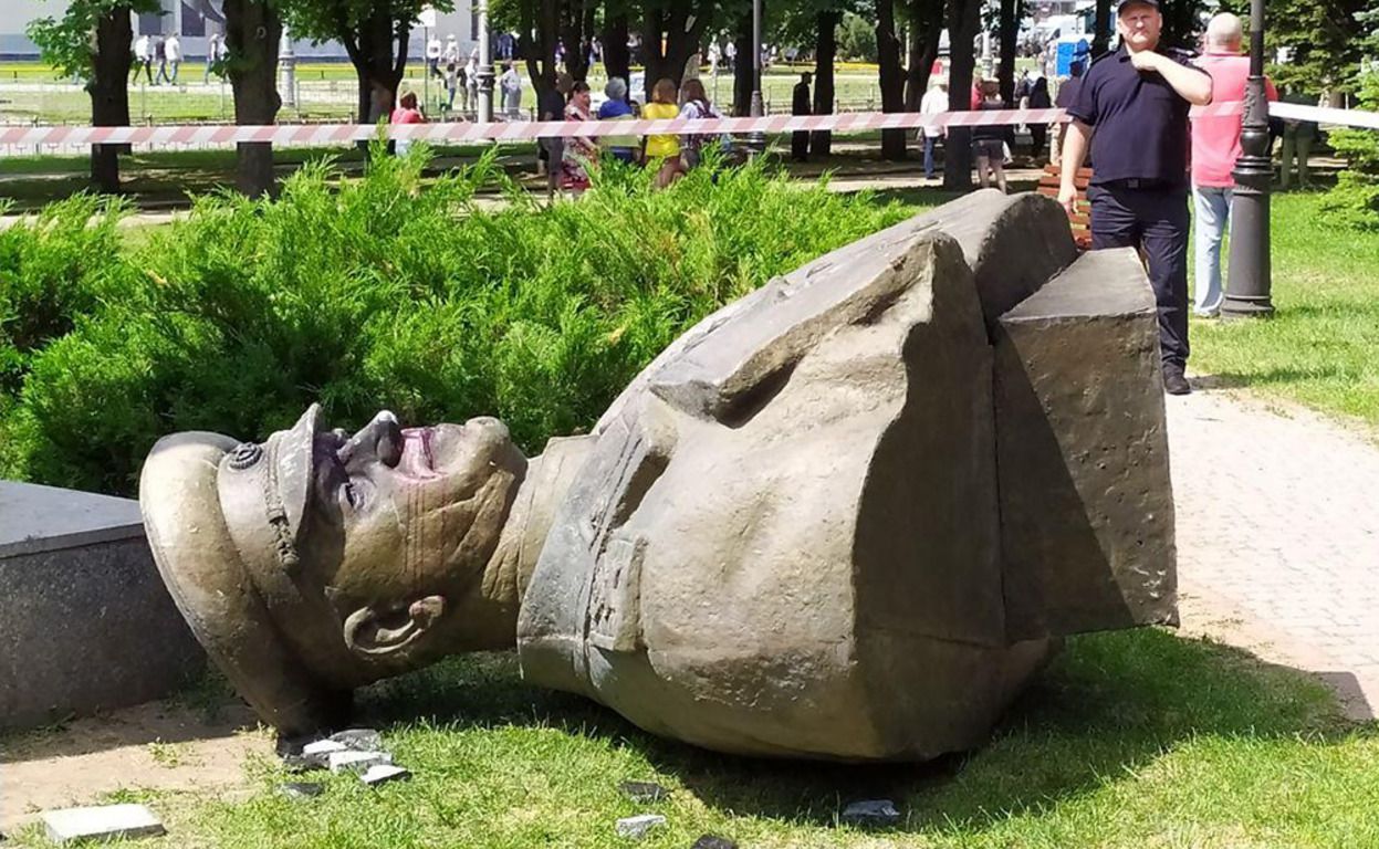 Хто повертає радянські назви в українські міста: проспект Жукова в Харкові - 29 червня 2019 - Телеканал новин 24 Хто повертає радянські назви в українські міста: проспект Жукова в Харкові - 29 червня 2019 - Телеканал новин 24