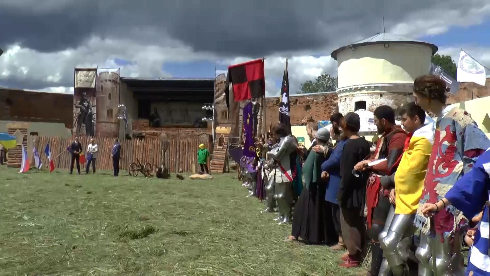 Фестиваль історичної реконструкції: епоха Середньовіччя на Сумщині Фестиваль історичної реконструкції: епоха Середньовіччя на Сумщині