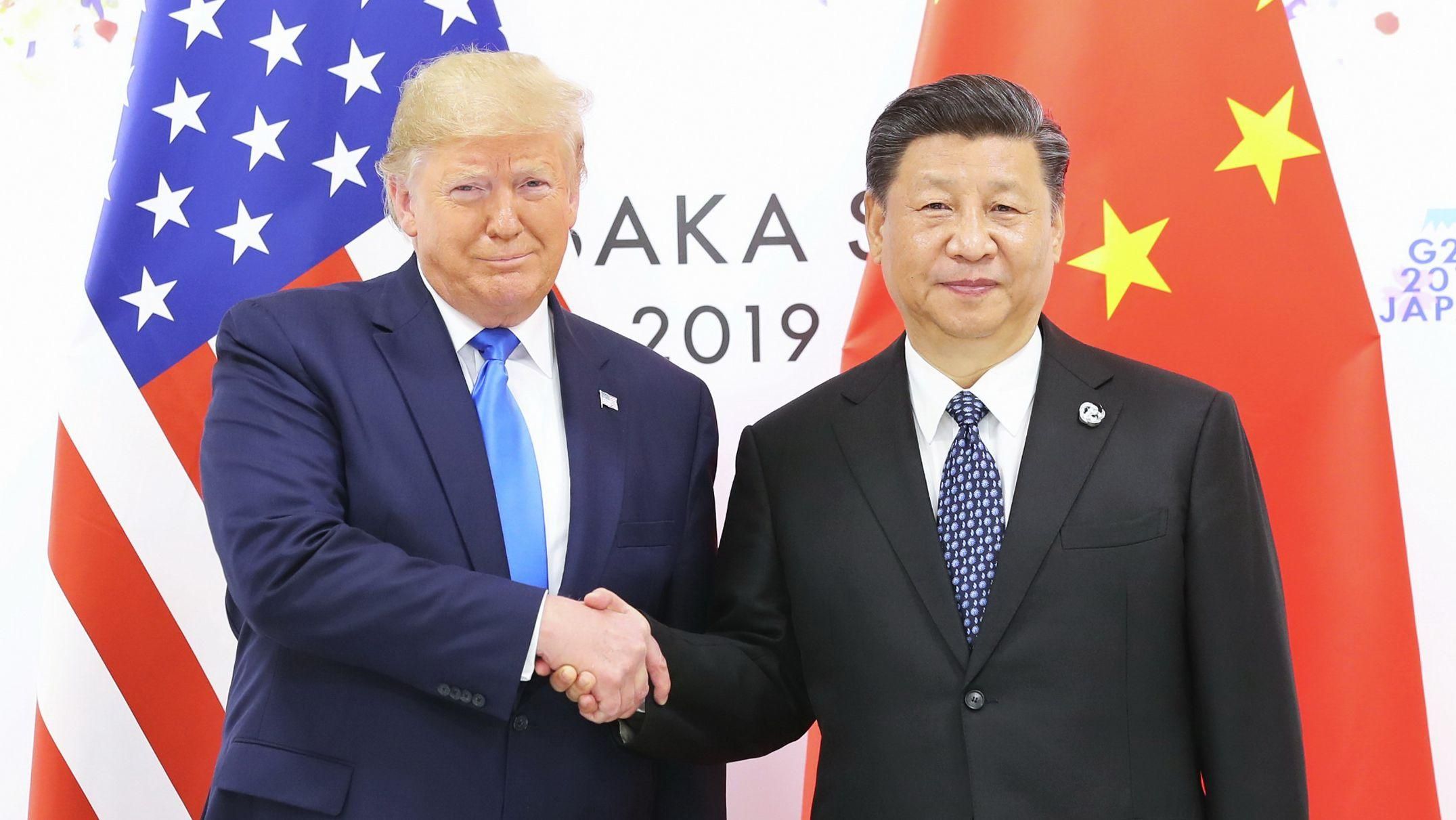 Дональд Трамп зняв санкції з Huawei Дональд Трамп зняв санкції з Huawei