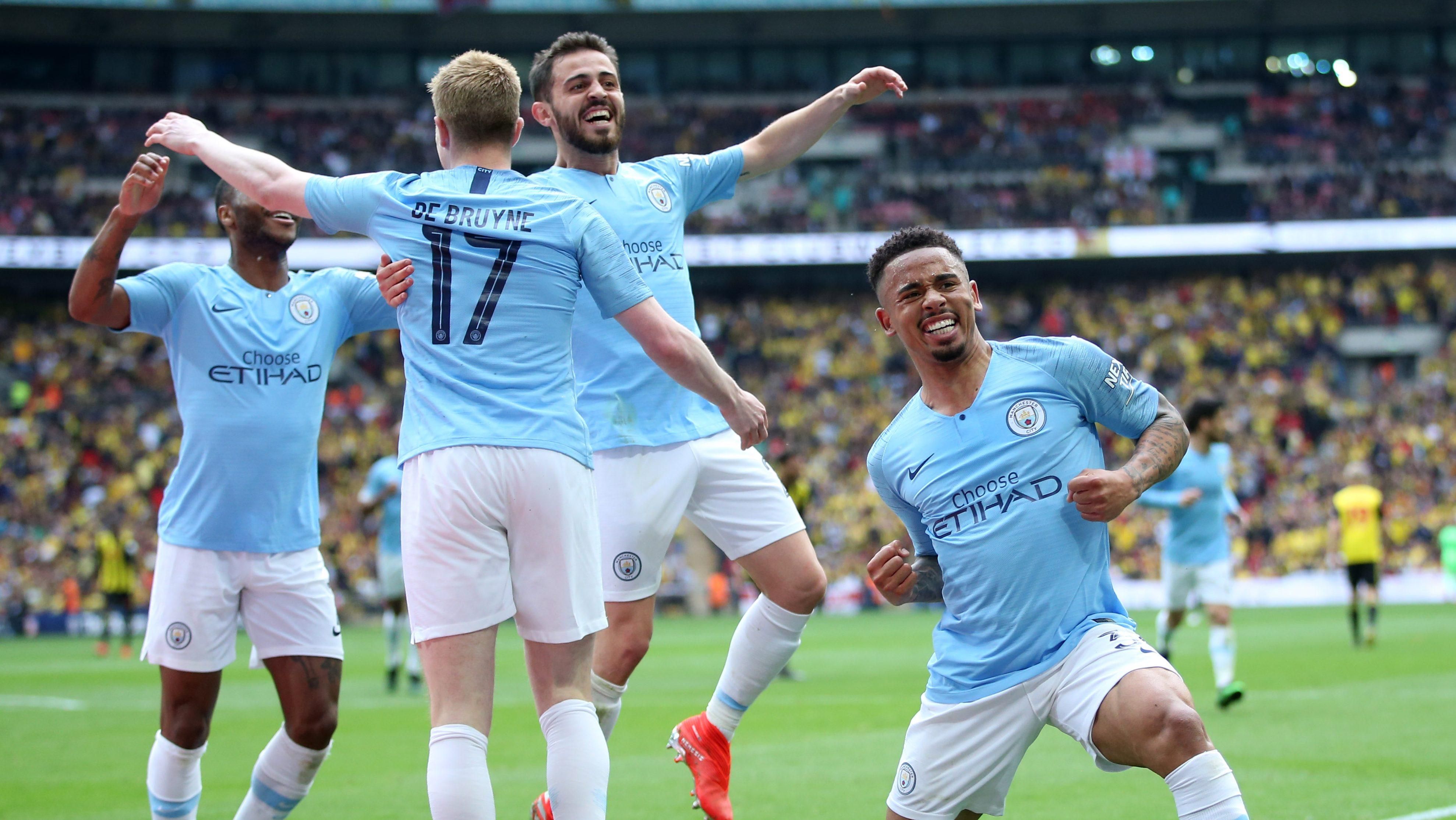 Манчестер Сіті чи Ліверпуль: експерти назвали фаворита АПЛ Манчестер Сіті чи Ліверпуль: експерти назвали фаворита АПЛ