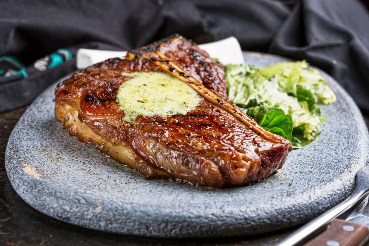 На Херсонщині можна скуштувати найдорожчий у світі стейк: деталі На Херсонщині можна скуштувати найдорожчий у світі стейк: деталі