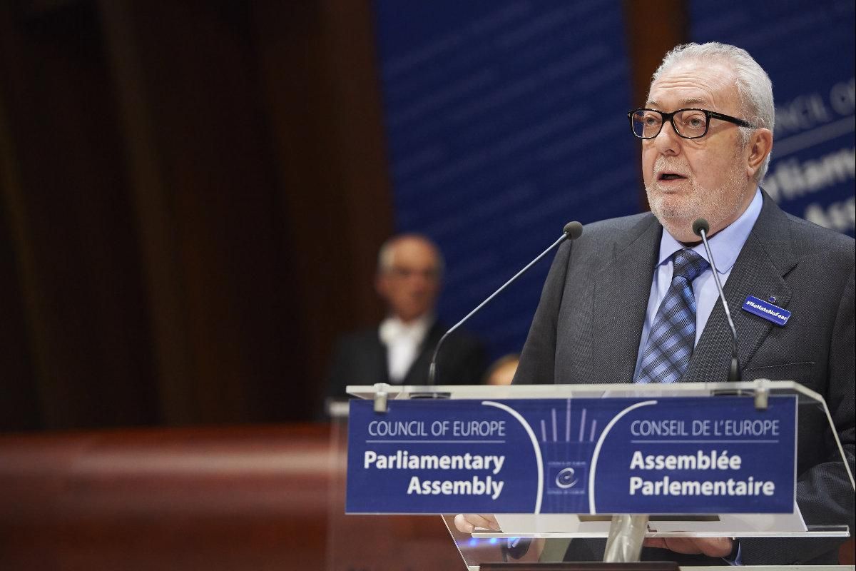 Це право, але не обов'язок: у МЗС прокоментували "емоційну реакцію" ПАРЄ Це право, але не обов'язок: у МЗС прокоментували "емоційну реакцію" ПАРЄ