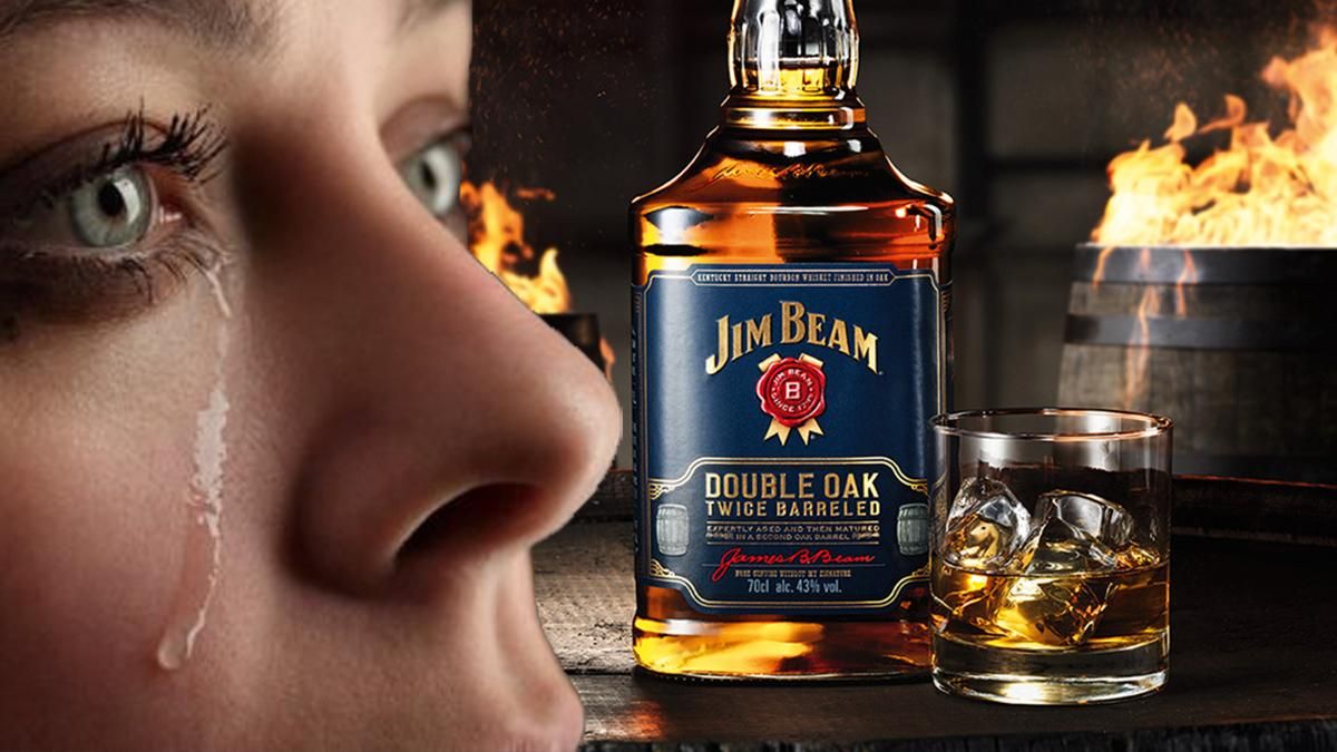 У США в пожежі згоріло 7 мільйонів літрів віскі Jim Beam: відео У США в пожежі згоріло 7 мільйонів літрів віскі Jim Beam: відео