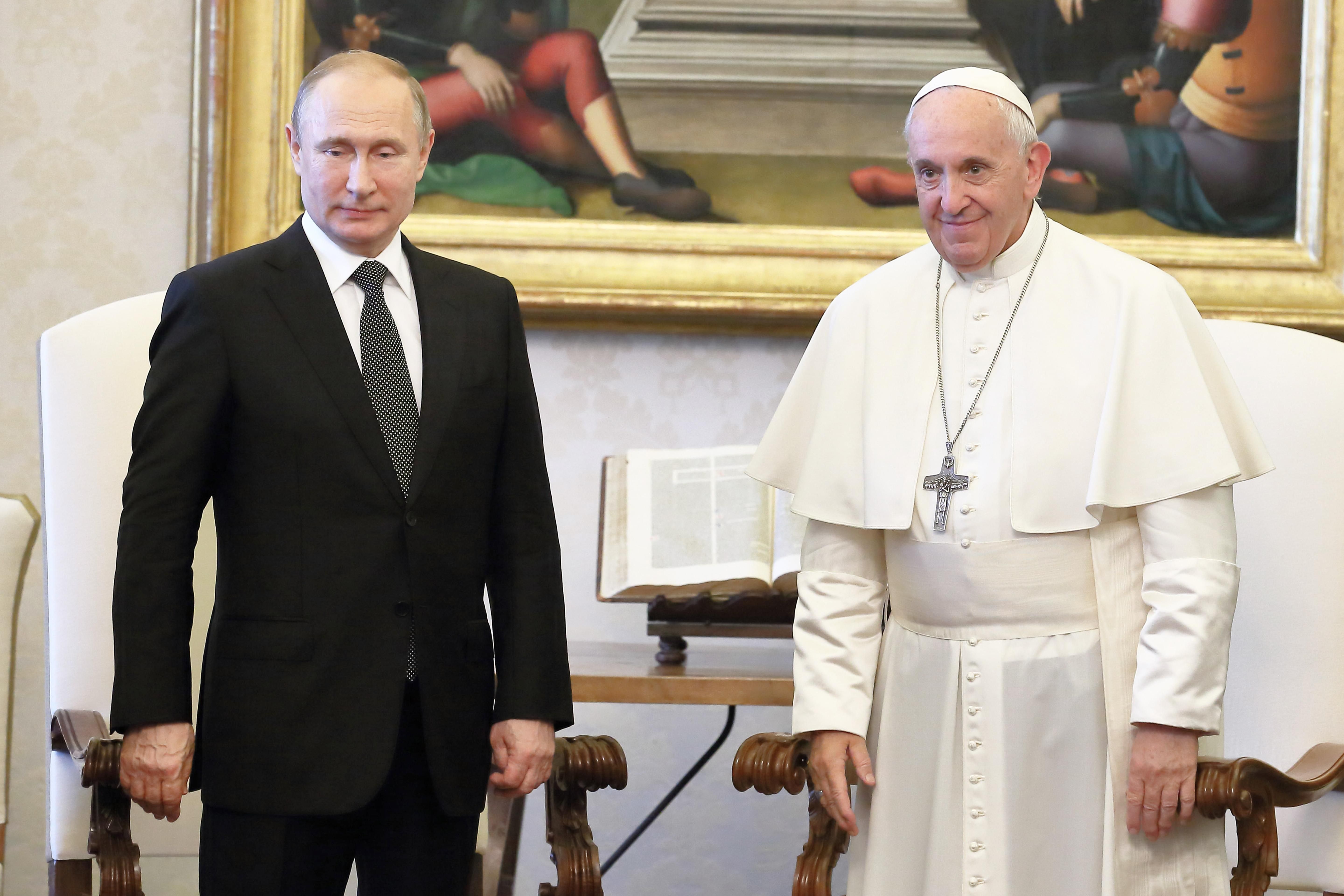 Путин встретился в Риме с Папой Франциском: о чем говорили