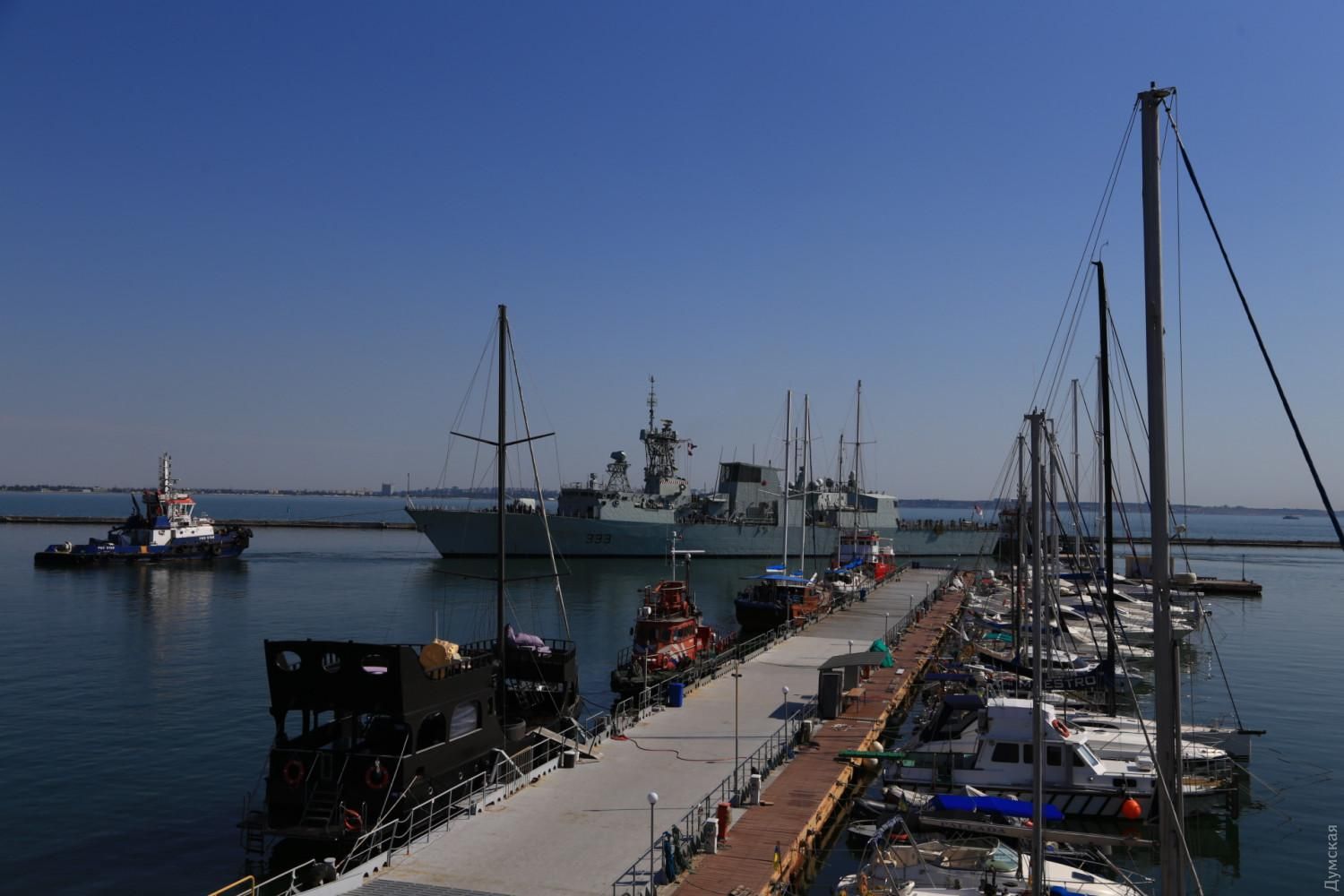Військові кораблі НАТО прибули до України: фото