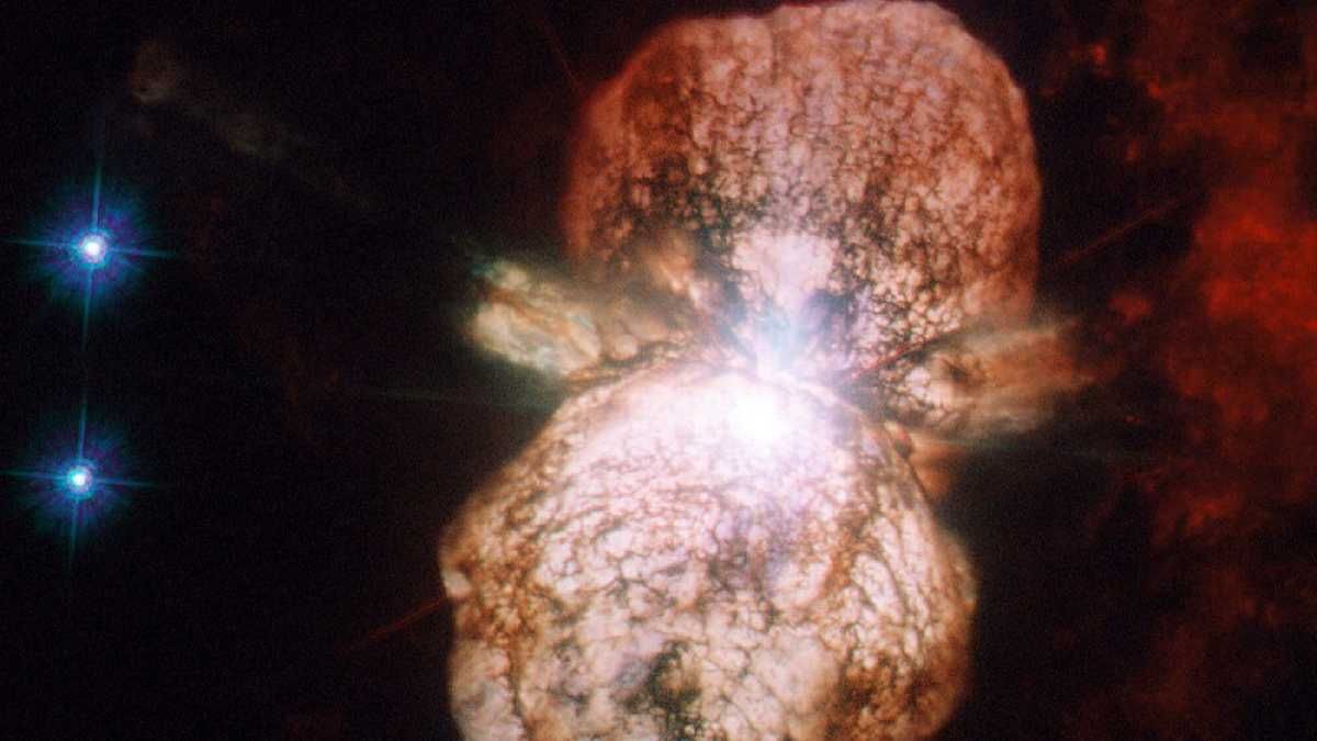 Фото дня: в NASA показали "фейерверки" в космосе Фото дня: в NASA показали "фейерверки" в космосе