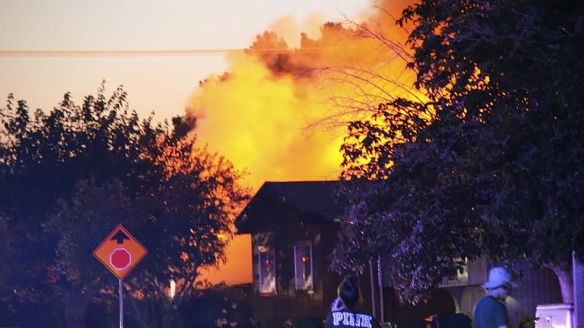 У Каліфорнії знову стався потужний землетрус: фото і відео У Каліфорнії знову стався потужний землетрус: фото і відео