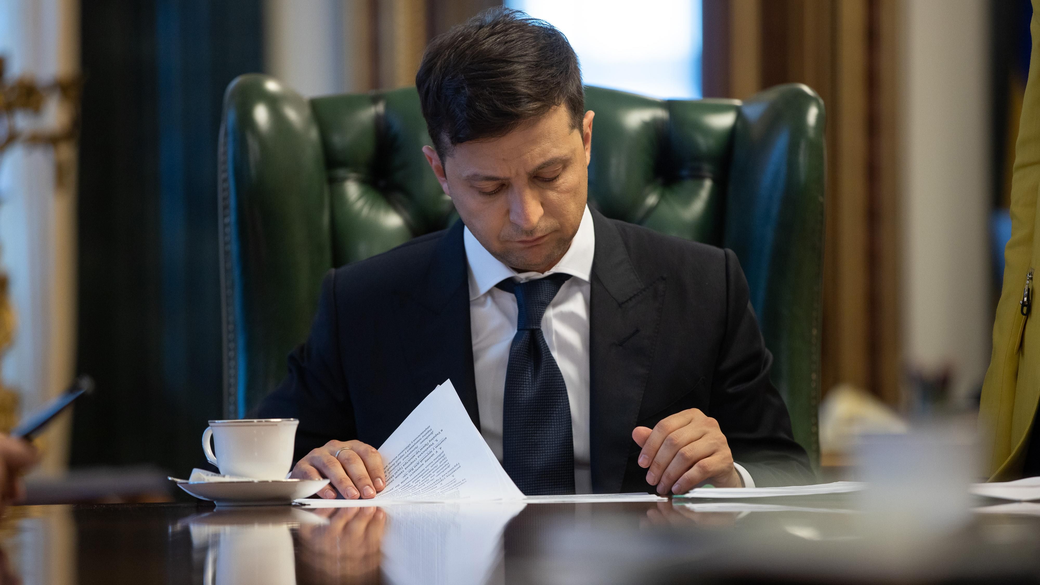 Сміттєва блокада Львова: Зеленський зробив заяву щодо розслідування цієї справи Сміттєва блокада Львова: Зеленський зробив заяву щодо розслідування цієї справи