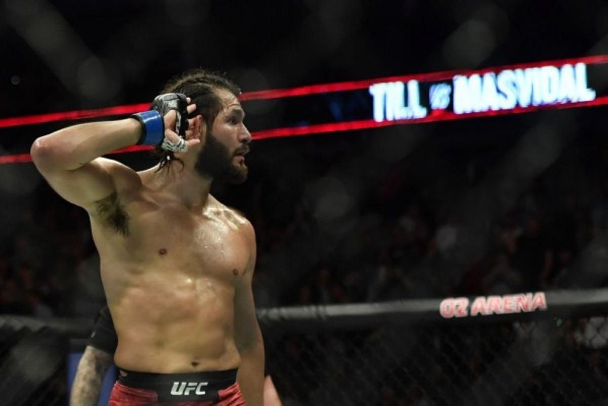 Американський боєць оформив найшвидший нокаут в історії UFC: брутальне відео