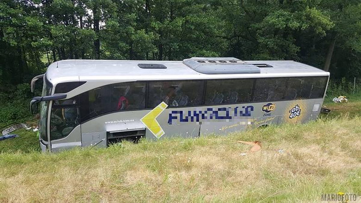 Масштабна ДТП  з українцями в Польщі: водій автобуса розповів, що сталося