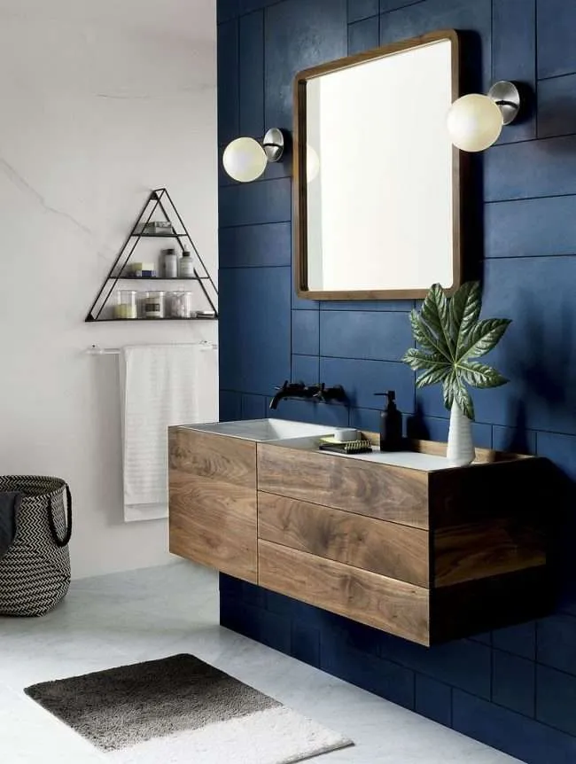 ванна кімната синій колір