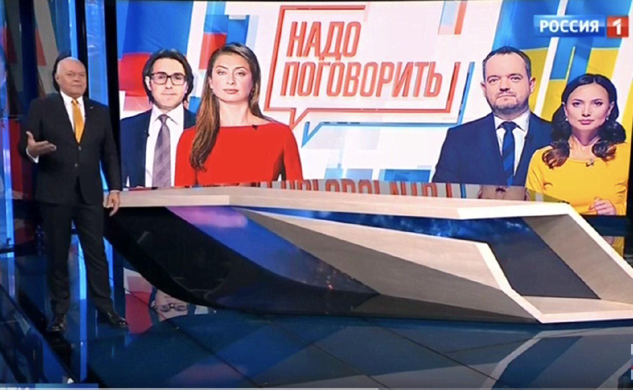 Нацсовет никак не может повлиять на скандальный телемост между Newsone и "Россия 24"