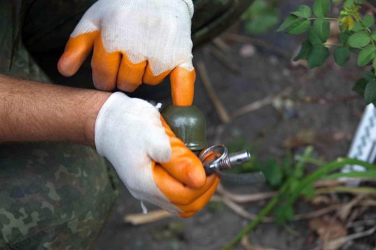 В Киеве мужчина подорвал себя на гранате В Киеве мужчина подорвал себя на гранате