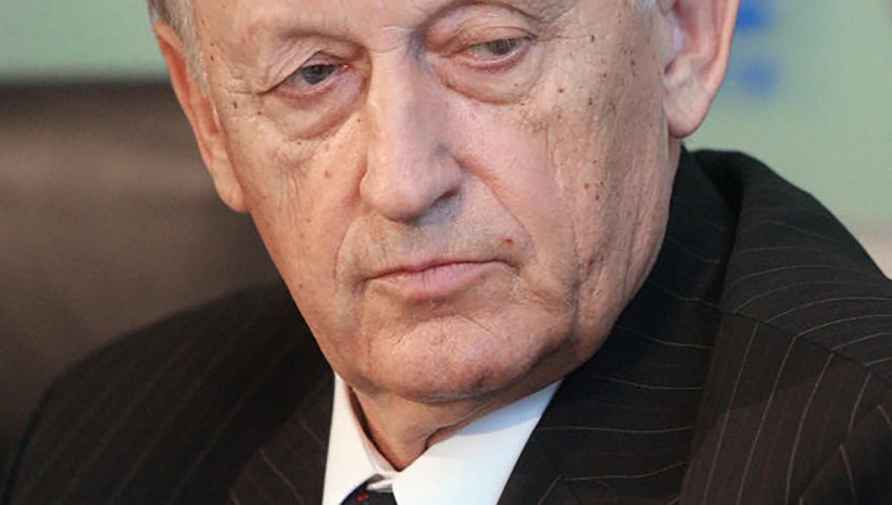 "Слуга народа" подыгрывает мажоритарщику, работающему на армию и спецслужбы РФ: расследование "Слуга народа" подыгрывает мажоритарщику, работающему на армию и спецслужбы РФ: расследование