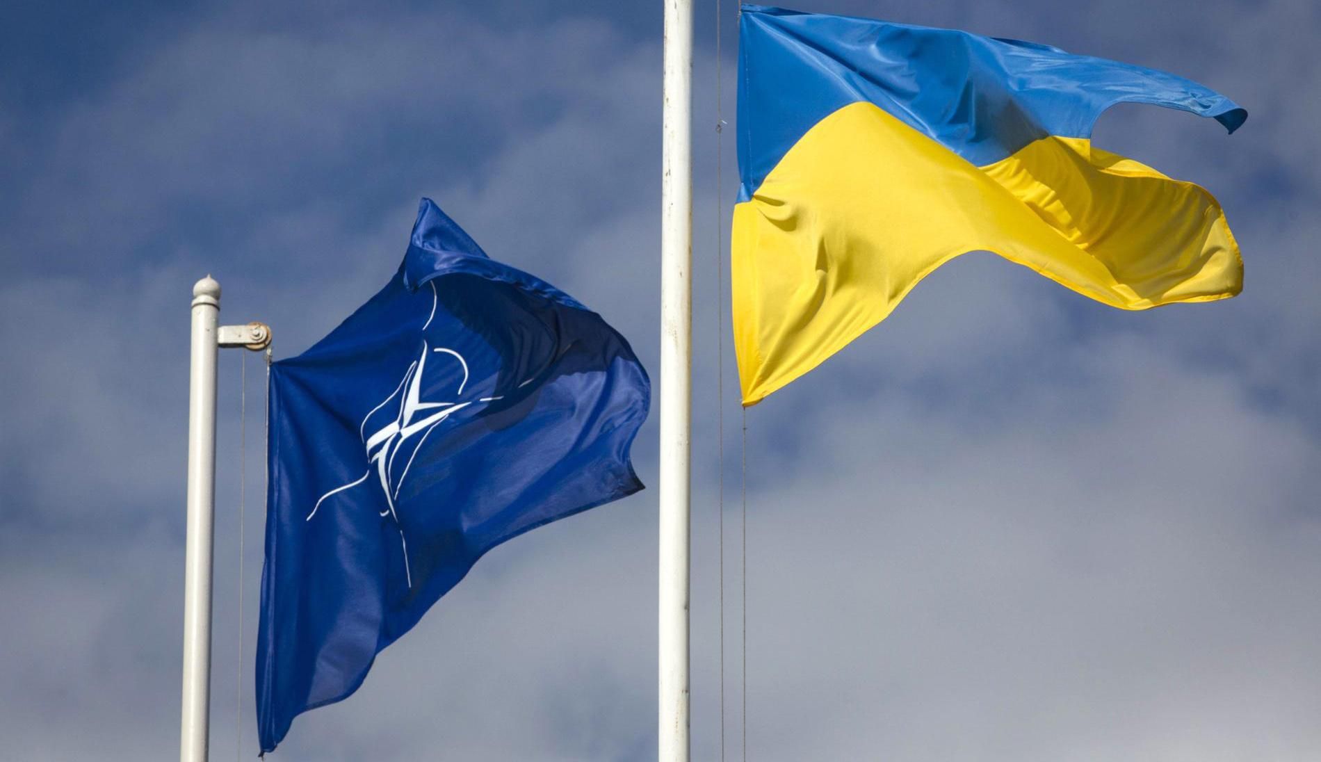 Рада НАТО перенесла візит в Україну: причина і нова дата
