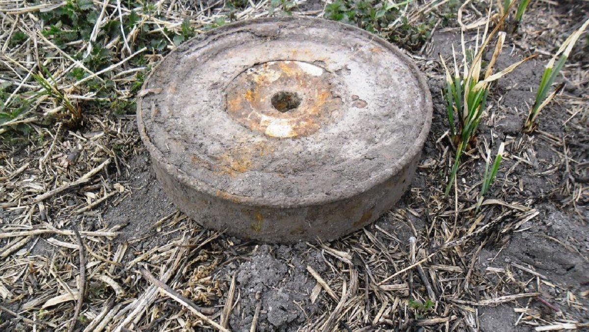 Семеро подростков погибли в результате взрыва мины в Сирии Семеро подростков погибли в результате взрыва мины в Сирии