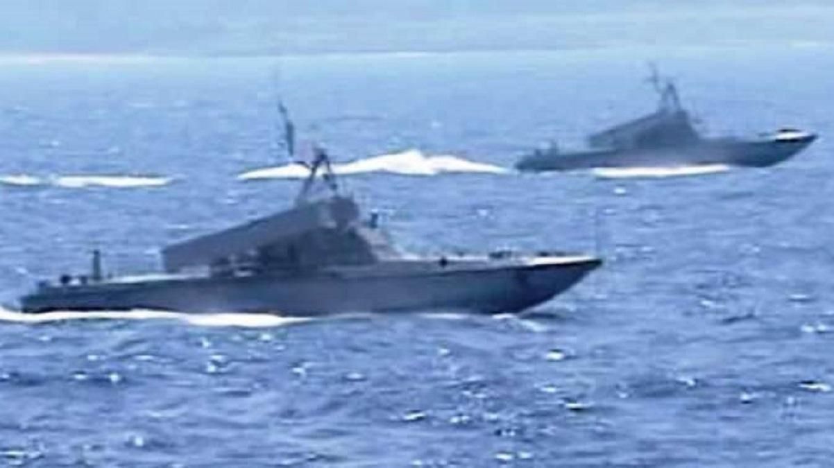 Пять катеров Ирана пытались остановить британский танкер в Персидском заливе